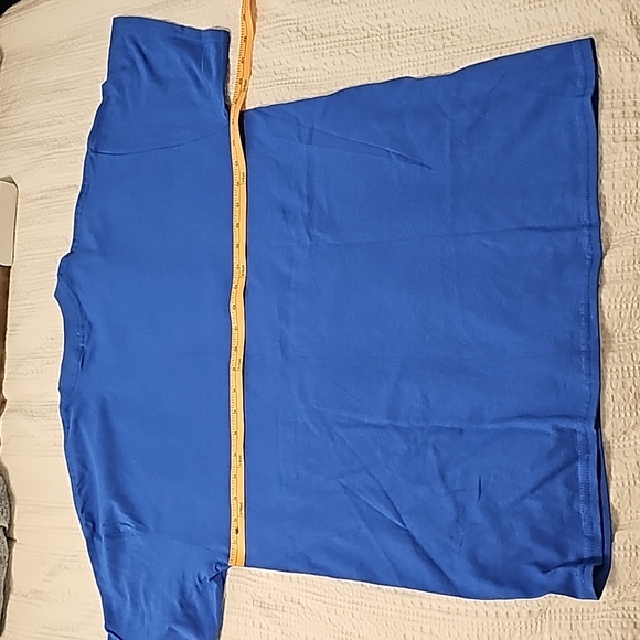 Graphic Tee - Picture 5 of 6